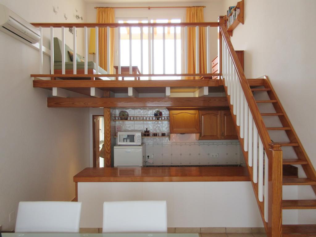 Astbury Apartments Ses Basses Es Calo  Dış mekan fotoğraf